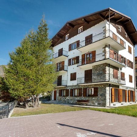 Hellochalet - Maison Rue De La Neige - Family Ski Holiday Walking Distance Skirun And Gondola Valtournenche Exteriör bild