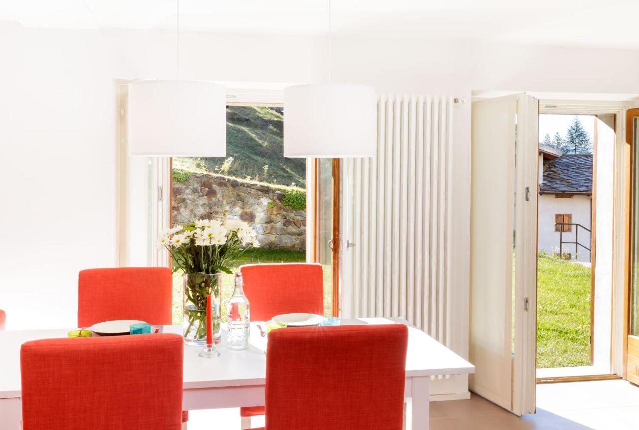 Hellochalet - Maison Rue De La Neige - Family Ski Holiday Walking Distance Skirun And Gondola Valtournenche Exteriör bild