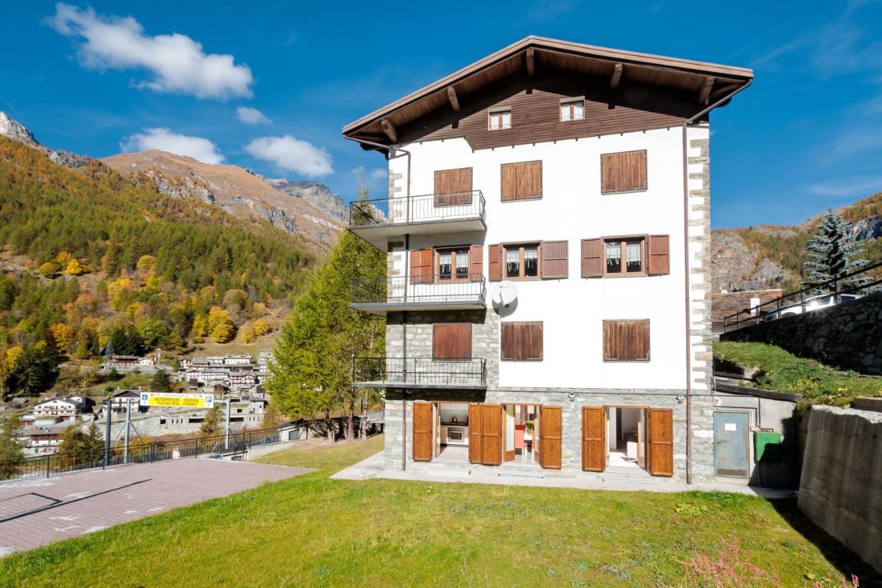 Hellochalet - Maison Rue De La Neige - Family Ski Holiday Walking Distance Skirun And Gondola Valtournenche Exteriör bild